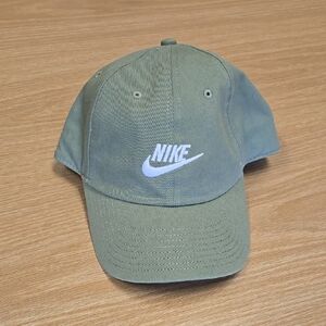Nike Green Cap